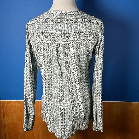 PrAna top - Picture 5 of 8